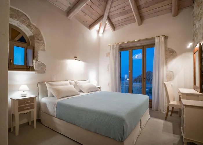 Blue Caves - Exceptional With Private Pools Direct Access To The Sea * Коритион