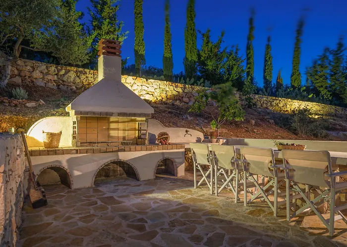 Вилла Blue Caves - Exceptional With Private Pools Direct Access To The Sea Коритион
