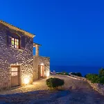 Blue Caves - Exceptional With Private Pools Direct Access To The Sea Koríthi